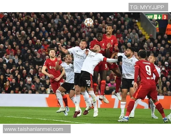 巴塞罗那与利物浦对决比分预测分析及赛前展望